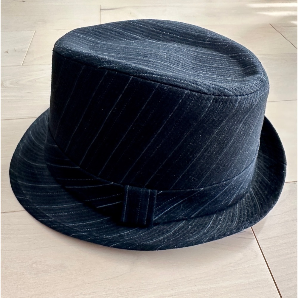 Classic fedora-style men’s hat in black with grey pinstripes